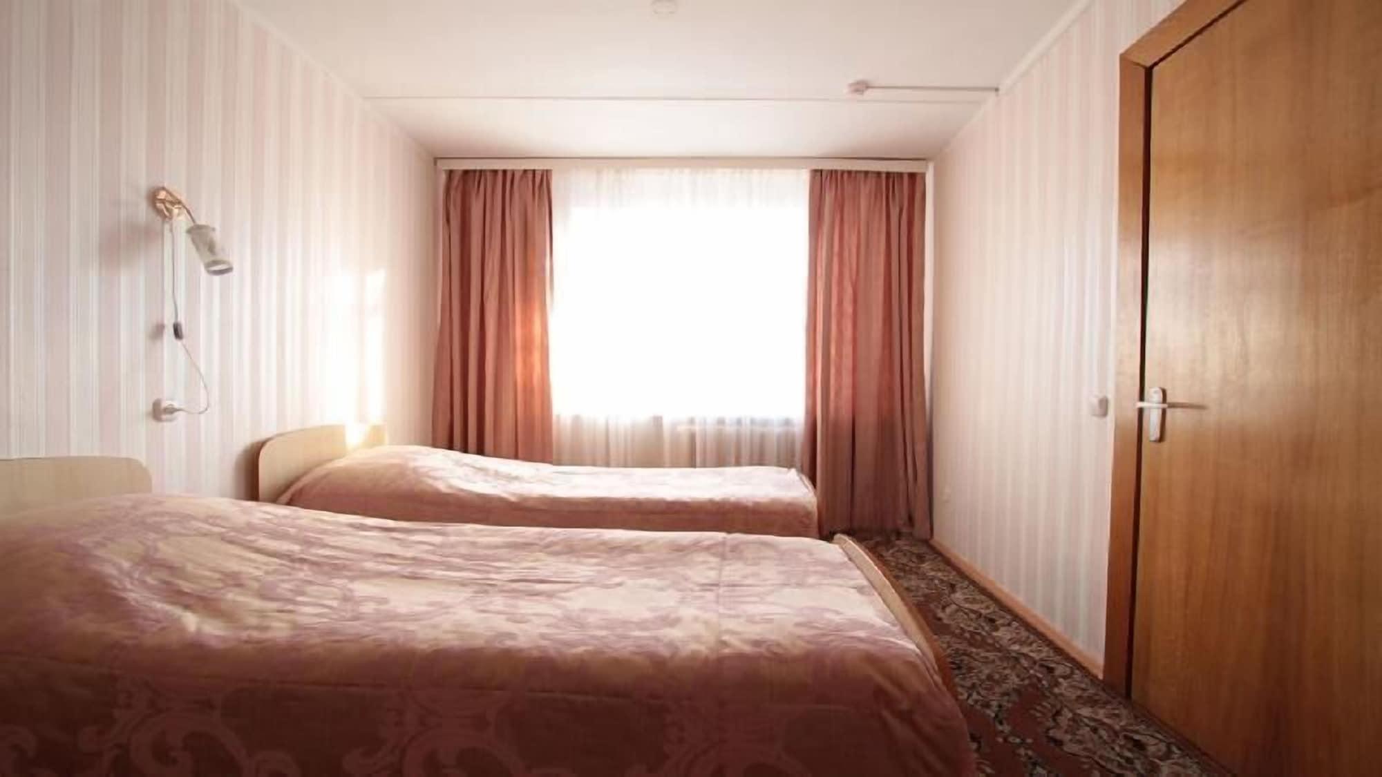 40 Let Pobedy Hotel Minsk Extérieur photo