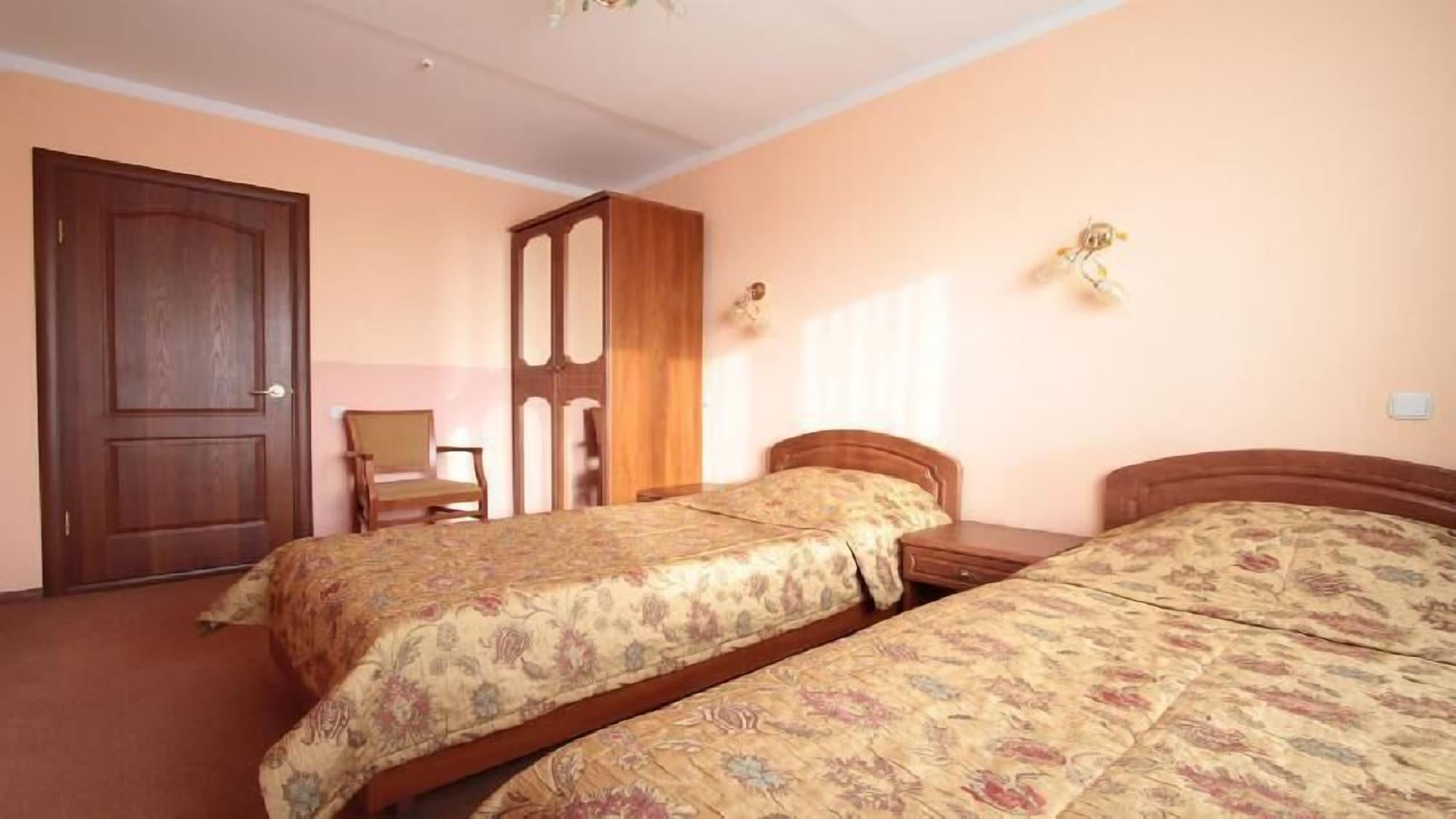 40 Let Pobedy Hotel Minsk Extérieur photo