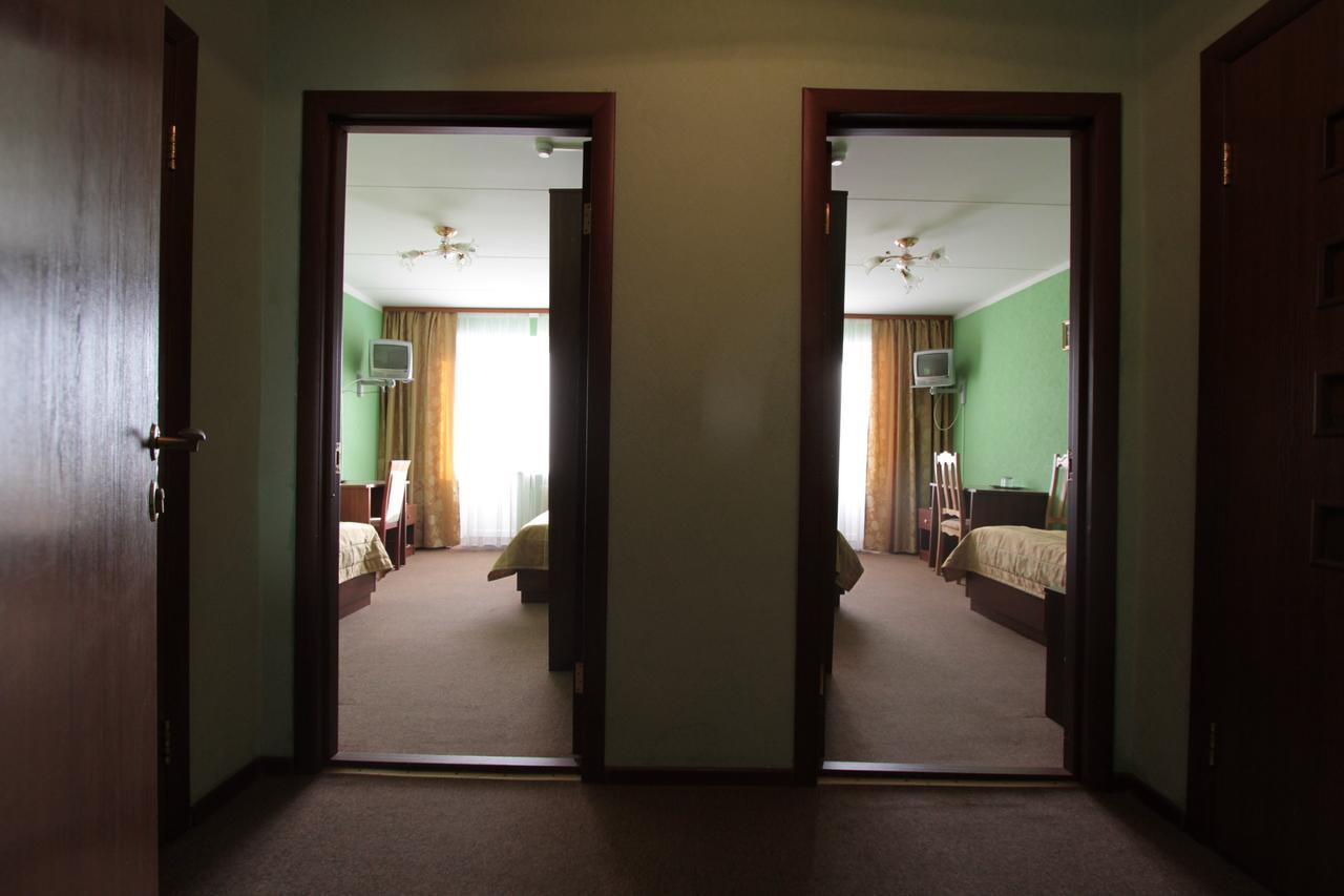 40 Let Pobedy Hotel Minsk Extérieur photo